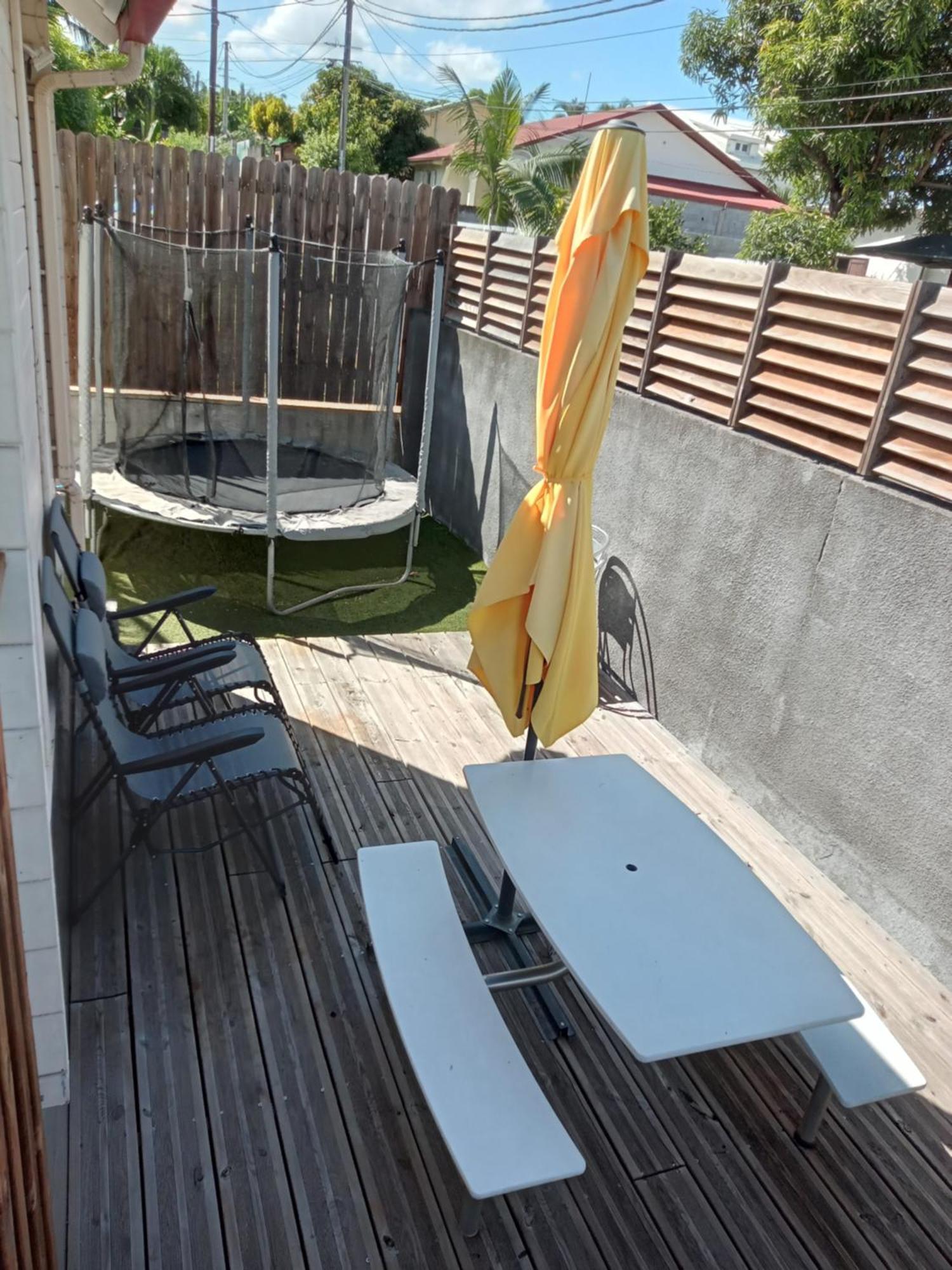Bungalow Des Papayes سانت لويس المظهر الخارجي الصورة